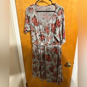 torrid gray floral plush super soft dress size 1 / 1x